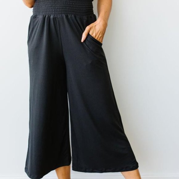 Go Get 'Em Gaucho Pants In Black - Picture 2 of 4